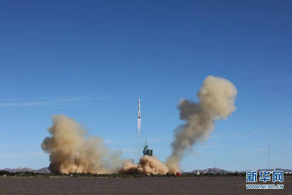 最新神州飞船，探索宇宙的新里程碑